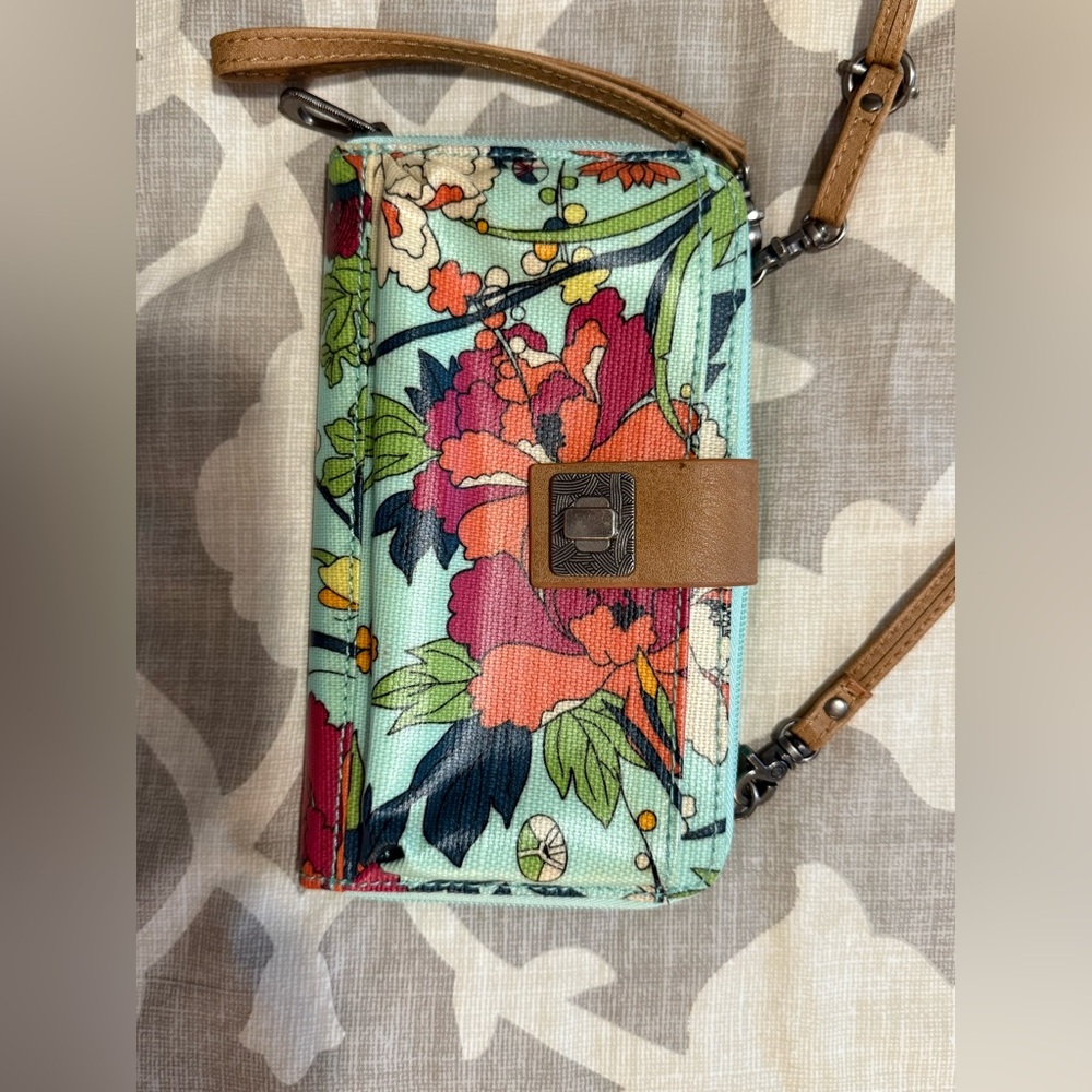 Sakroots Artist Circle Large Smartphone Crossbody Wallet in a floral pattern